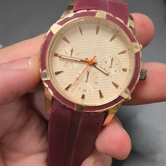 bundle of jewelry- costume, used for crafts or jewelry. Newer and clean. - Picture 11 of 16